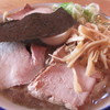 Kenchanramen - 料理写真:７３０えん 中華そば(小)＋チャーシュー２枚増し2013.10