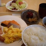 Gaden Terasu Rifu - お勧めは生石の平飼い鶏の生卵です！