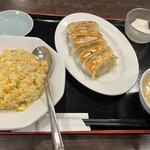 向陽飯店 - スープはあまあま。