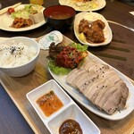 韓国料理 ホンデポチャ - 