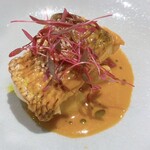 Le vrai - 真鯛のポワレ、ニョッキにアメリケーヌソースをかけて