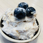 DEMEKIN - ビスケットクリームにブルーベリーを乗せてみた♡