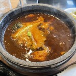 焼肉のわびすけ - ふらの和牛煮込みハンバーグアップ‼️グツグツやーん！