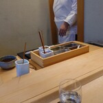 鮨 なんば - にぎりに入ります。