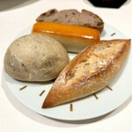 ロオジエ - 自家製のパン