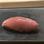 Sushi Yoshi - 中トロ