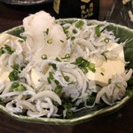 くわち家 - 島豆腐シラスのせ