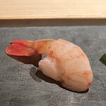 Sushi Yoshi - ボタン海老