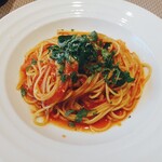 トラットリア ボーノボーノ - 糸引きチーズのトマトパスタ