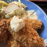 猫丸食堂 - ★牡蠣フライ（三ケ）