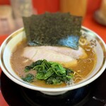 横浜家系ラーメン 裏大輝家 - ラーメン並（800円）