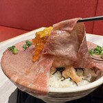 肉ドレス酒場 - 