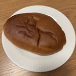 志津屋 - 和三盆のクリームパン