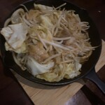 味どころ愛鳥 - ホルモンうどん