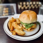 BEETLE BURGER - チーズバーガー ポテトセット