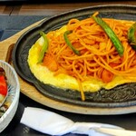 カフェ タカトリ - サラダつき❗️