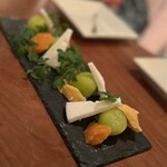 CHEESE & WINE BAR 910 - 