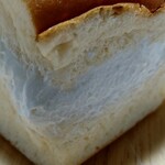 小布施岩崎 - 牛乳パン　¥280