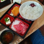 Maguro Tarou - 中おち定食￥1.050  ご飯大盛り