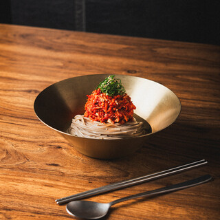 结合“传统与创新”的创意韩国菜