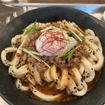 カマ喜ri - 肉味噌釜温玉ぶっかけうどん（中）