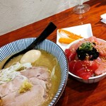 灼味噌らーめん 八堂八 - 味玉味噌 1100円