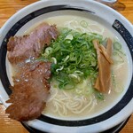 炭火焼肉いち鈴 - 牛骨ラーメン塩の並