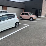 鮨 難波 - 駐車場