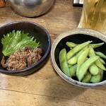 Takataya - 鶏もつ煮、枝豆