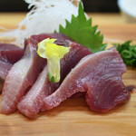 寿司・うなぎ 羽子吾 - 戻りカツオの刺身