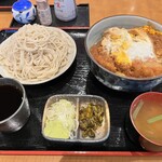 Owariya - かつ丼セット　凄いボリューム！！