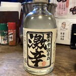 Takataya - お店の目の前にある倉敷の酒造、森田酒造の激辛