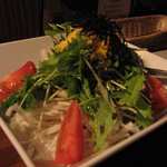 カーヴ 隠れや - たっぷりサラダ