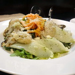 サンフォコン - ヤリイカと牡蠣のサラダ