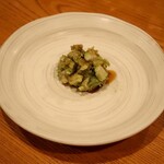 とり喜 - 鶏肉とアボカドの山葵和え