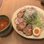 Hiroshimatsukemem buchiuma - つけ麺（1.5玉）増しトッピングチャーシュー￥100