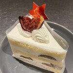 パティスリーヨシノリアサミ - 黒イチジクのショートケーキ