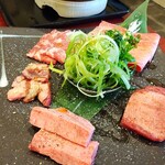 タン・シャリ・焼肉 たんたたん - 