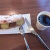 タルトタタン - 栗とおいものクロカンシュー，コーヒー