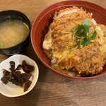 はだの万葉倶楽部 - カツ丼