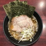 Itto - 醤油ラーメン（税込850円）