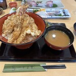 とよ常 - 天丼　エビ三尾！