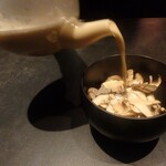 Maison de Fujii - 目の前でスープを注いで・・・