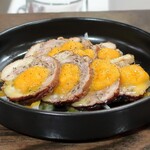 トリワイン ＰＩＫＯＳＨＨＨＵ - 鶏でつくったサラミ～ゆずとにんじんのソース～