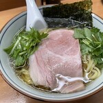 春紀 - 赤ヤガラ薄口醤油ラーメン