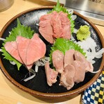 Sake To Meshi Aporo - 肉刺盛り合わせ