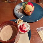 Pile Cafe Ebisu - 