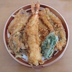 角上魚類 - 海鮮天丼（680円）