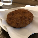 酒場 カンテツ - このコロッケ、、美味い！食べたらコロッケの概念変わる！