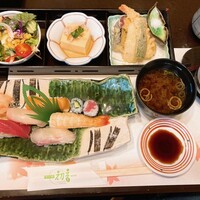 すし処 初音 - 